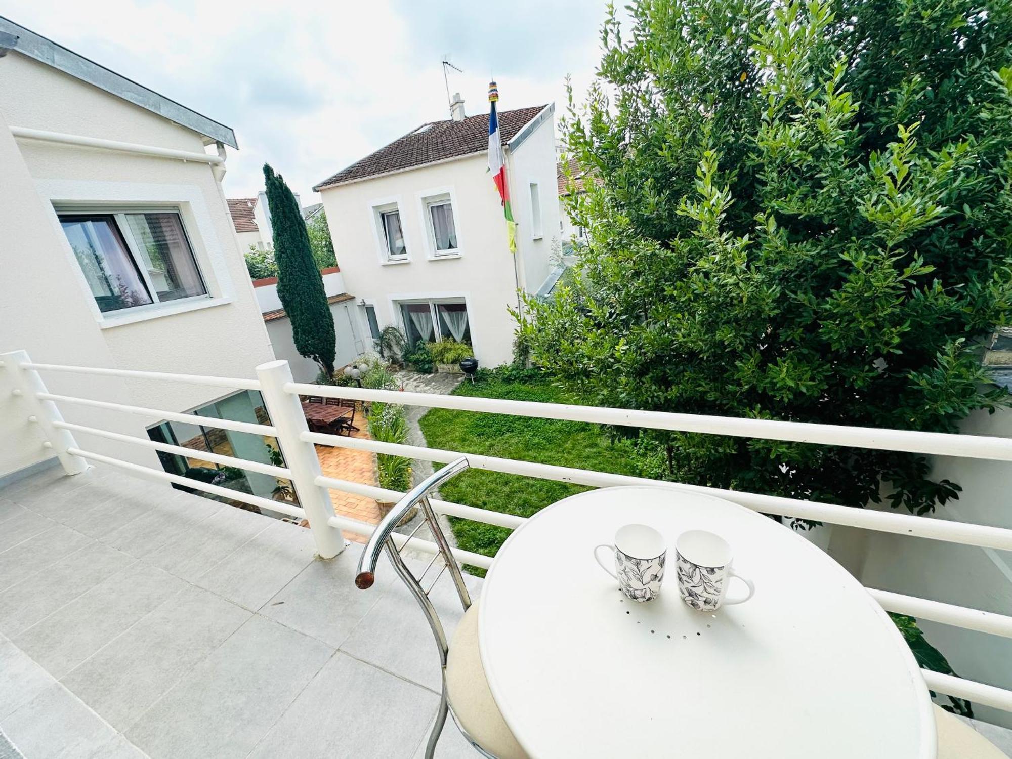 Reims Sherpa Guest House Exterior foto